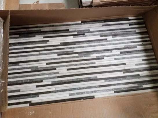 PALLET CONTAINING 23 PACKS EX DISPLAY TILES