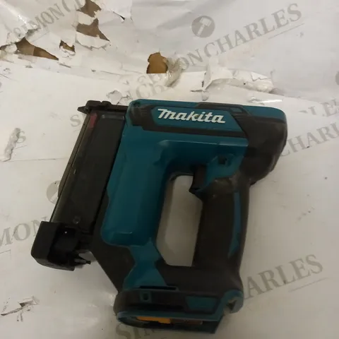 MAKITA NAIL GUN 