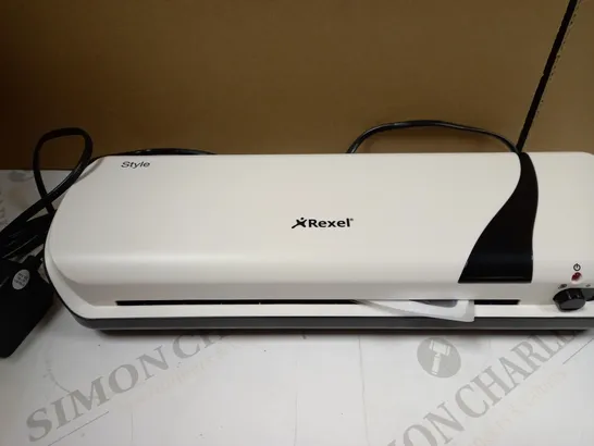 REXEL STYLE A4 HOME AND OFFICE LAMINATOR