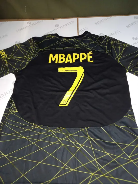 PSG FC AWAY SHIRT WITH MBAPPE 7 ON THE BACK SIZE S