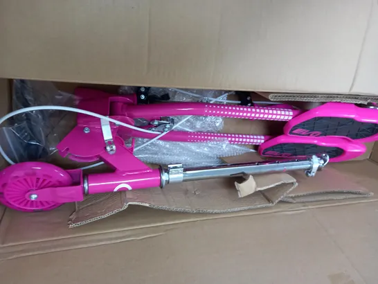 BOXED V-FLEX SCOOTER - PINK  RRP £59.99