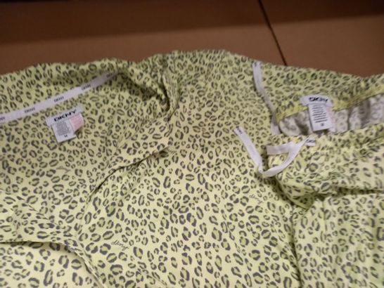 DKNY ANIMAL PRINT YELLOW PJ SET - M