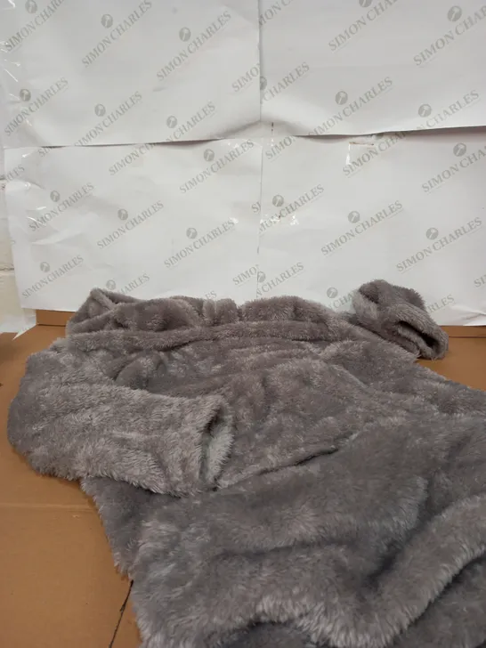 COZEE HOME FLUFFY LONGLINE HOODED LOUNGER 2X/3X