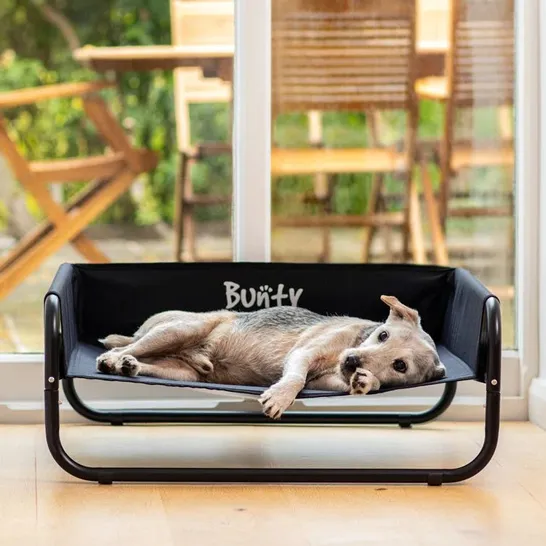 BOXED KATIA POLYESTER PET BED 