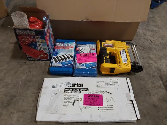 BOX OF ASSORTED TOOLS TO INCLUDE: CLARKE NAIL GUN, CLARKE 5 TONNE TELESCOPIC BOTTLE JACK, CLARKE MULTI-VALVE SPRING COMPRESSOR ECT