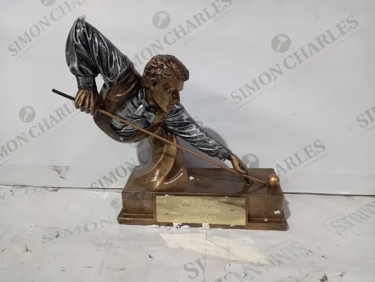 POOL/SNOOKER BUST FIGURE TROPHY