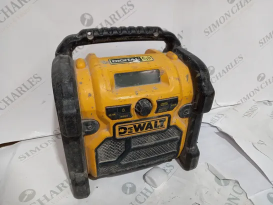 DEWALT DCR020 