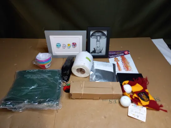 BOX OF ASSORTED ITEMS TO INCLUDE PICTURE FRAMES, GOLF BALLS AND RUBBER CUPCAKE CASES