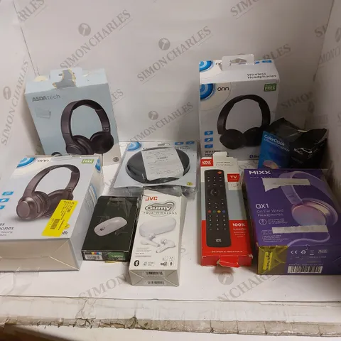 BOX OF ASSORTED ELECTRICAL ITEMS TO INCLUDE HEADPHONES, REMOTE AND LED LIGHTING