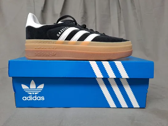 BOXED PAIR OF ADIDAS GAZELLE BOLD SHOES IN BLACK/WHITE UK SIZE 6