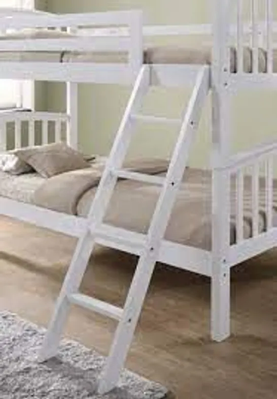 BOXED WHITE BUNK BED LADDER  (1 BOX)