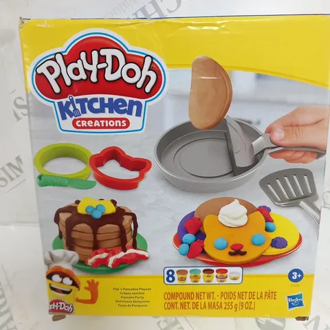 BOXED PLAY DOH KITCHEN CREATIONS FLIP N PANCAKE PLAYSET