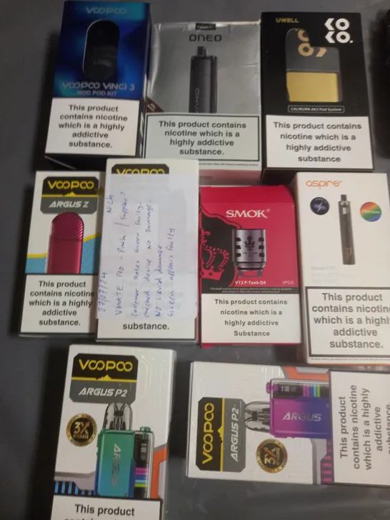 LOT OF APPROXIMATELY 25 ASSORTED VAPING ITEMS TO INCLUDE ASPIRE, VAPORESSO AND VOOPOO