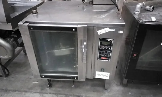 BKI SINGLE COMBI OVEN 