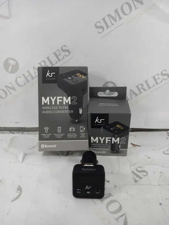 BOX OF APPROX 12 AUDIO CONVERTERS TO INCLUDE - KITSOUND MYFM2 AUDIO CONVERTER - KITSOUND MYFM3