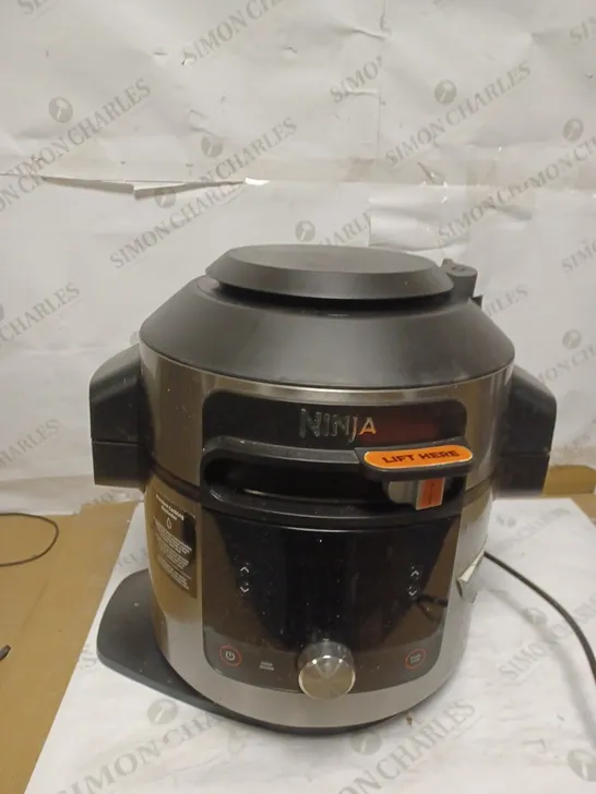 NINJA FOODI MAX SMARTLID MULTI-COOKER 