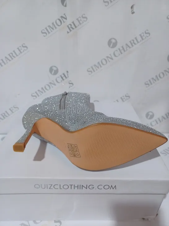 QUIZ SILVER SPARKLY HEELED SHOES - SIZE 4