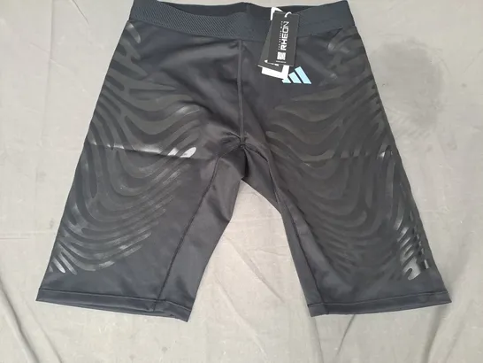 ADIDAS SHORTS IN BLACK SIZE LARGE