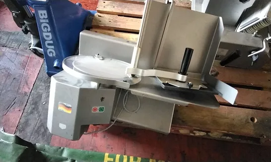 HERBERT G330 MEAT SLICER 