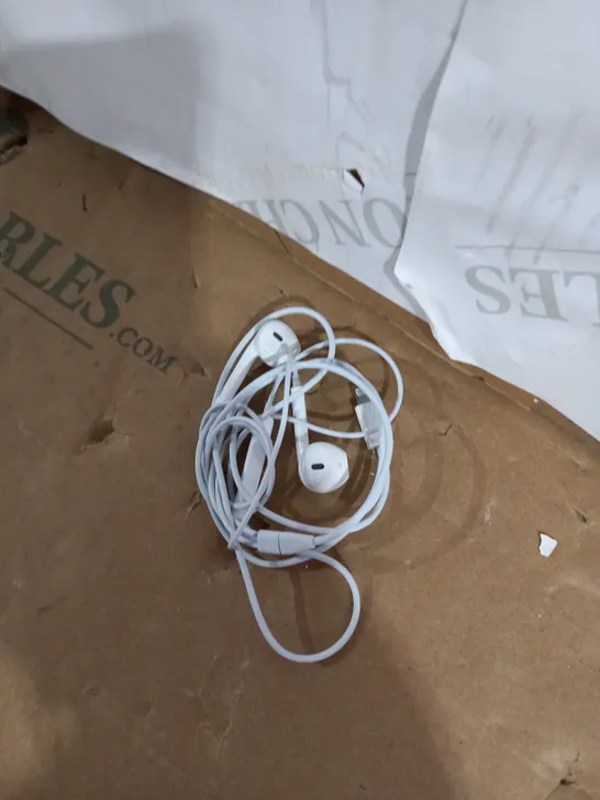 APPLE EARPODS 