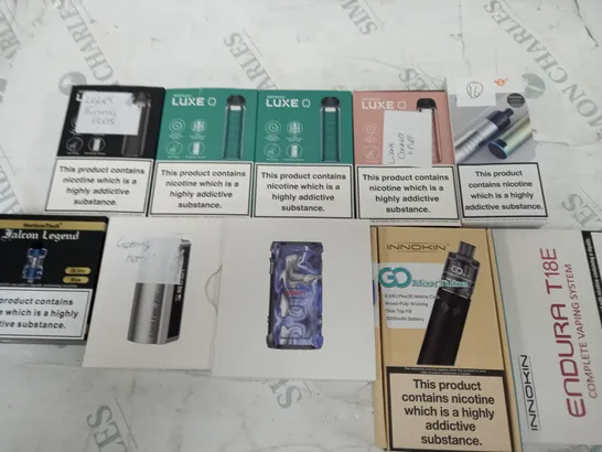 LOT OF 10 ASSORTED VAPING ITEMS TO INCLUDE VOOPOO AND ONNOKIN