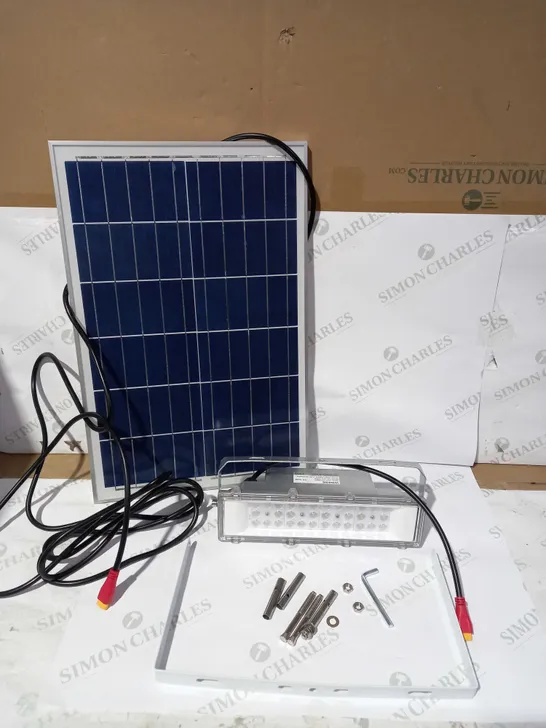 HYLOW 400W SOLAR FLOOD LIGHT