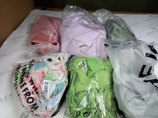 BOX OF ASSORTED CLOTHING ITEMS TOO INCLUDE JUMPERS, SHIRTS AND TROUSERS IN VARIOUS SIZES AND COLOURS   