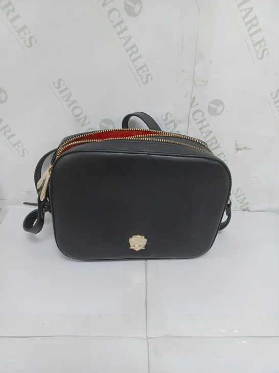 PAUL COSTELLOE DRESSAGE LADIES BLACK HANDBAG WITH RED LINING