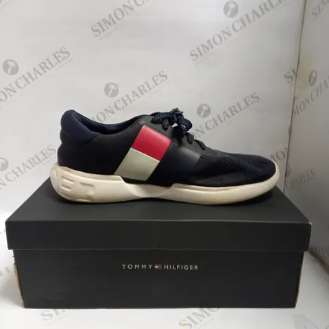 PAIR OF TOMMY HILFIGER NAVY BLUE LACE UP TRAINERS - SIZE 10.5