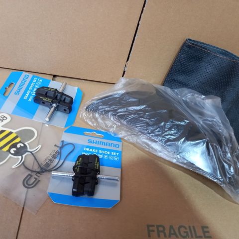 LOT OF APPROXIMATELY 5 ASSORTED VEHICLE PARTS/ITEMS TO INCLUDE SHIMANO BRAKE SHOE SET, BEE AIR FRESHENER, ETC