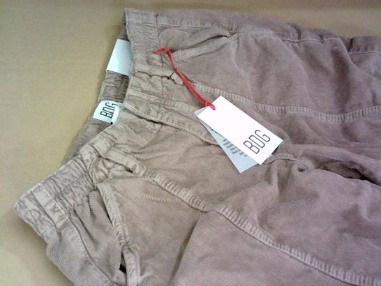 BDG URBAN OUTFITTERS Y2K CARGO PANTS INMAUVE - XS