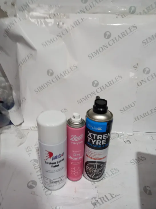 APPROXIMATELY 10 ASSORTED AEROSOL ITEMS TO INCLUDE SPRAY PAINT, DRY SHAMPOO, TYRE INFLATOR ETC - COLLECTION ONLY 