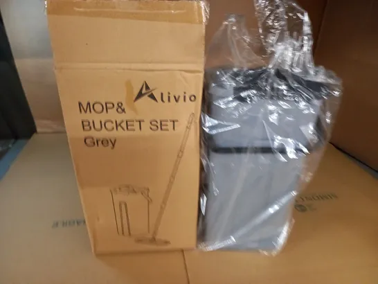 BOXED MOP AND BUCKET SET