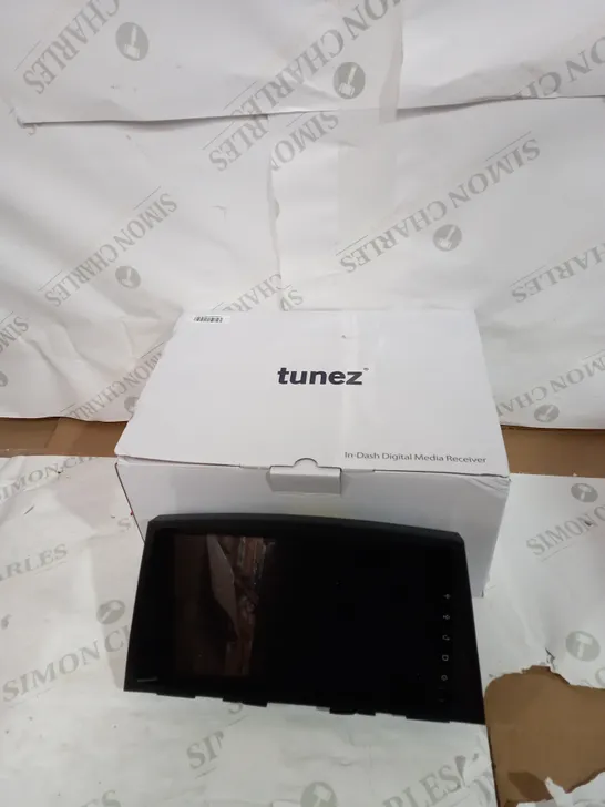 TUNEZ IN-DASH DIGITAL MEDIA RECEIVER