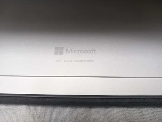 MICROSOFT SURFACE PRO 256GB 