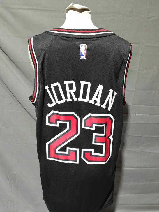 NIKE CHICAGO JORDAN 23 NBA JERSEY SIZE MEDIUM 