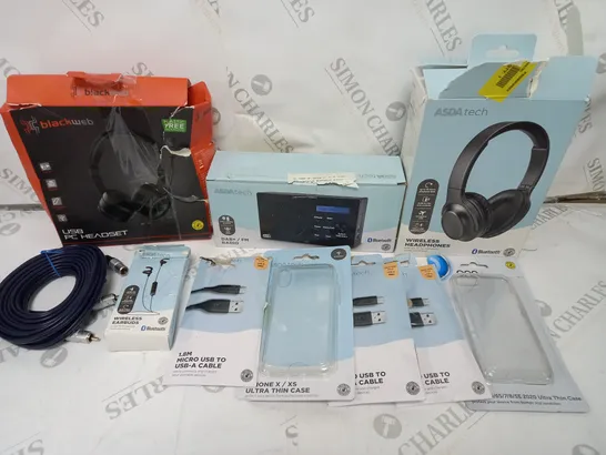 BOX OF APPROXIMATELY 20 ASSORTED ELECTRICAL PRODUCTS TO INCLUDE HEADPHONES, PHONE CASES, CHARGING CABLES ETC 