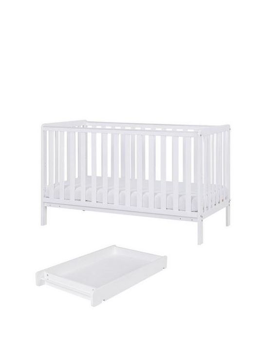 BOXED MALMO COT BED WITH COT TOP CHANGER 