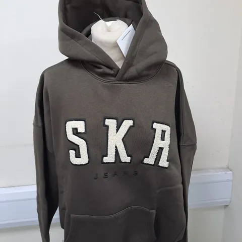 SEEKERS GRAPHIC HOODIE SIZE M
