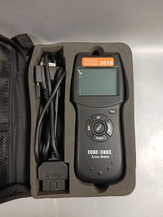 D900 EOBD/OBDII LIVE DATA ERROR CODE READER 