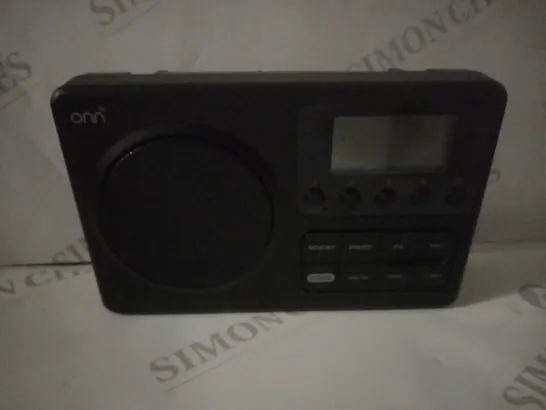 BOXED ONN PORTABLE AM/FM RADIO