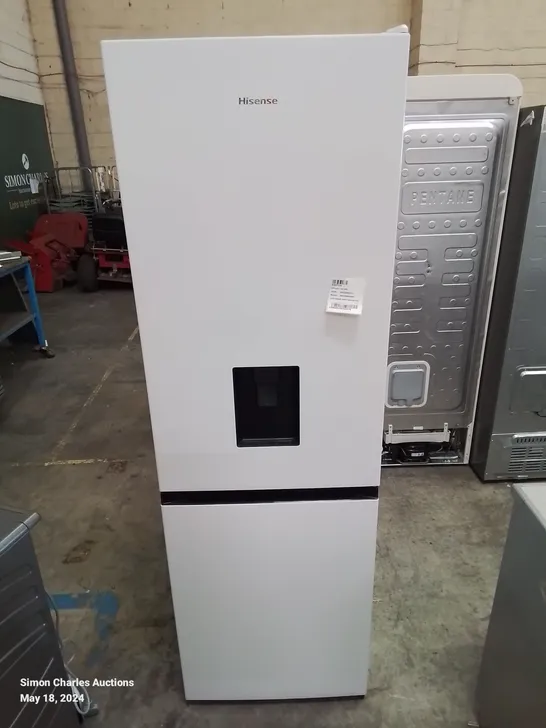 HISENSE RB390N4WW1 FREESTANDING 60/40 FRIDGE FREEZER 300 LITRE CAPACITY TOTAL NO FROST NON-PLUMBED WATER DISPENSER - WHITE - F RATED - 60CM.  COLLECTION ONLY 