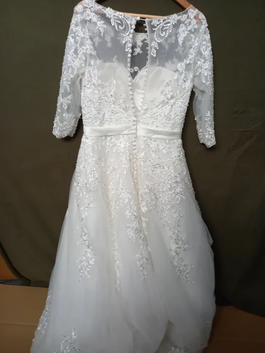 EMBELLISHED NET OVERLAY WEDDING DRESS - SIZE UNSPECIFIED