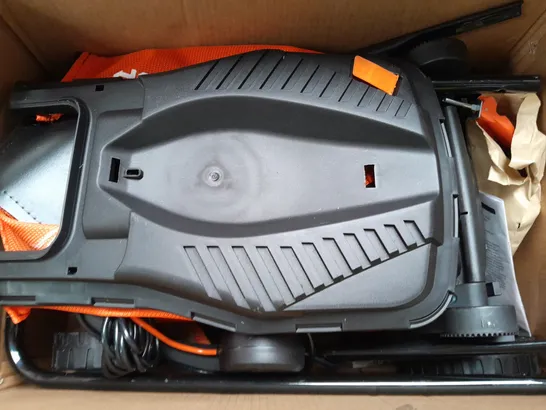 BOXED YARD FORCE ELECTRIC LAWNMOWER 