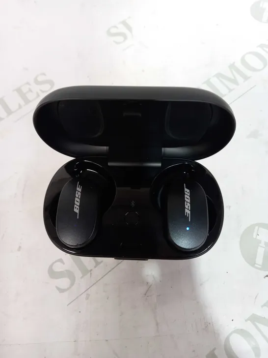 BOSE QUIET COMFORT EARBUDS 