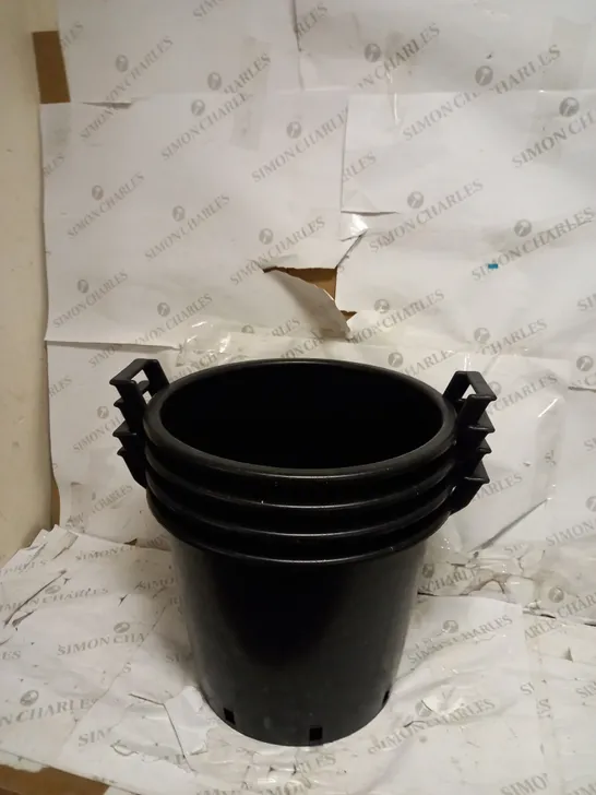 PACK OF 4 HEAVY DUTY 30L PLANTER POTS WITH HANDLES RRP £20