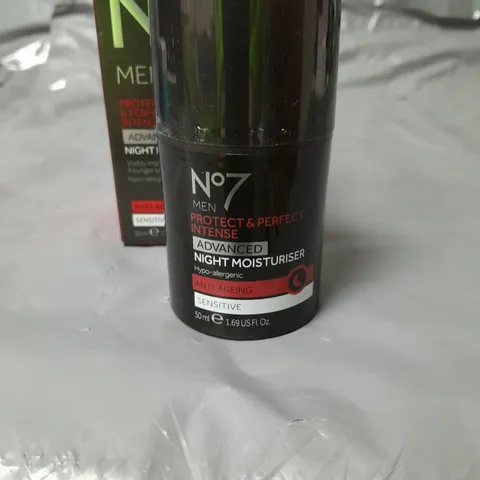 NO7 MEN ADVANCED NIGHT MOISTURISER SENSITIVE 50ML