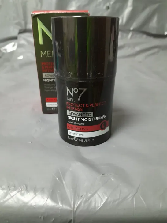 NO7 MEN ADVANCED NIGHT MOISTURISER SENSITIVE 50ML