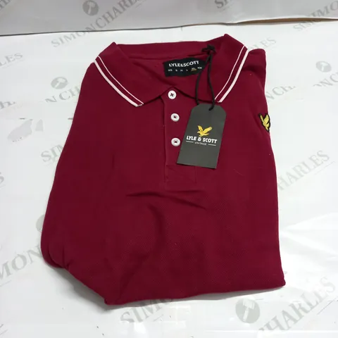 LYLE & SCOTT SS KNIT POLO SHIRT IN RED - XL