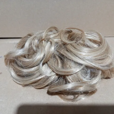 EASILOCKS HD FIBRE ELASTICATED SCRUNCHIE SAND AND VANILLA 